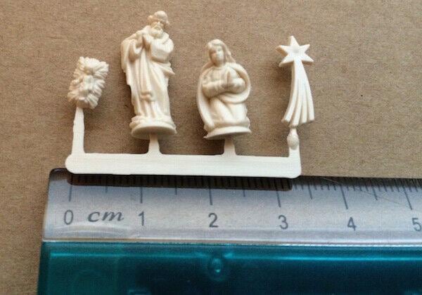 Four piece christmas nativity figures (ivory colour) doll house miniatures