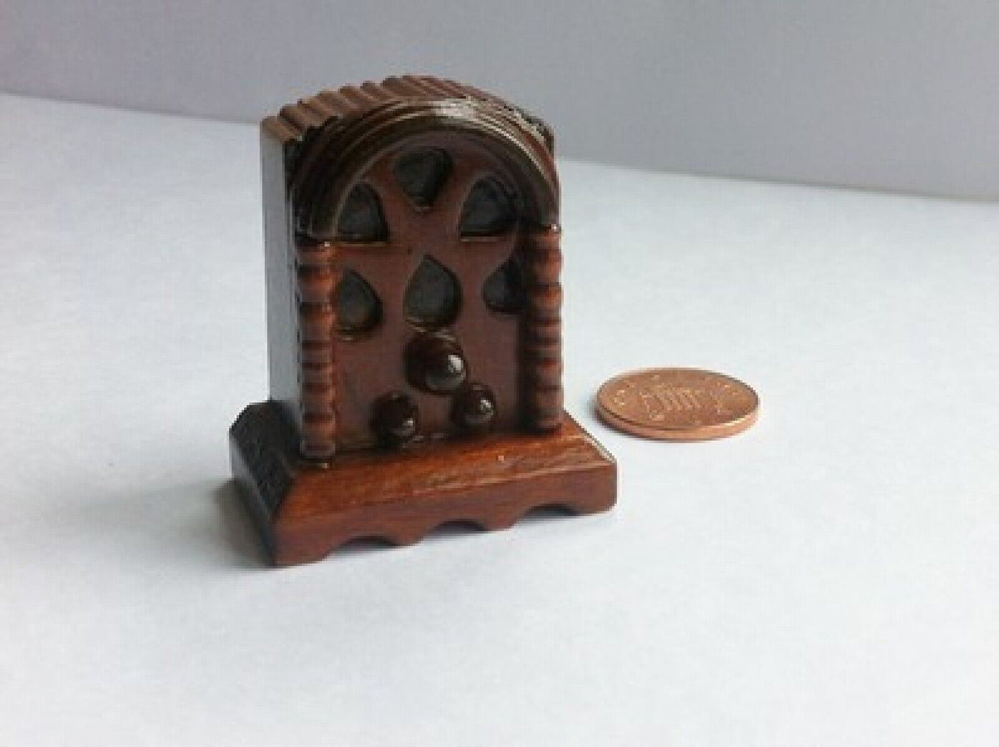 Retro Radio, Dolls House Miniature, Miniatures Room Accessory Old Style Radio