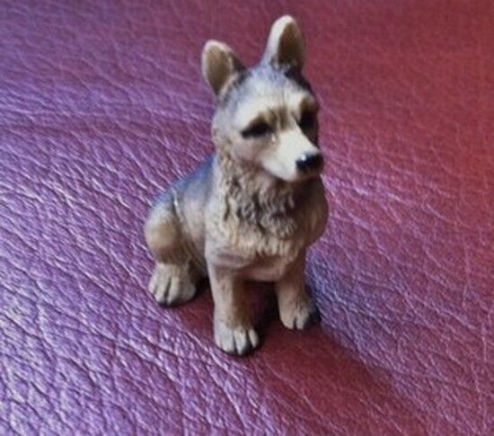 Dog Choice Of 24 Doggo's, Dolls House Miniatures 1.12 Scale
