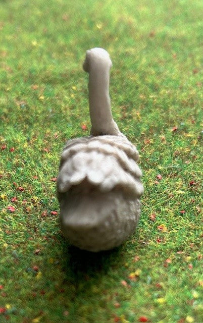 Miniature Swan, Decorative Miniature Garden Statue, Dolls House Miniatures