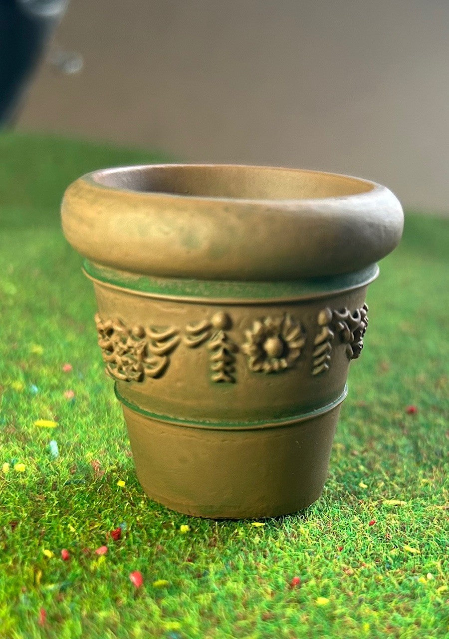 Doll House Pot / Planter Terracotta, Miniature Garden Accessory 1.12 Flowers