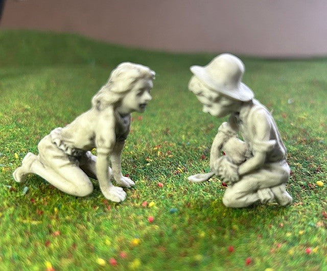 Boy & Girl Statue, Garden Accessory, Dolls House Miniature, Mansion Gardens