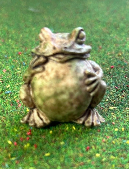 Frog / Toad Greenish Garden Ornament, Dolls House Miniature Accessory 1.12 Scale