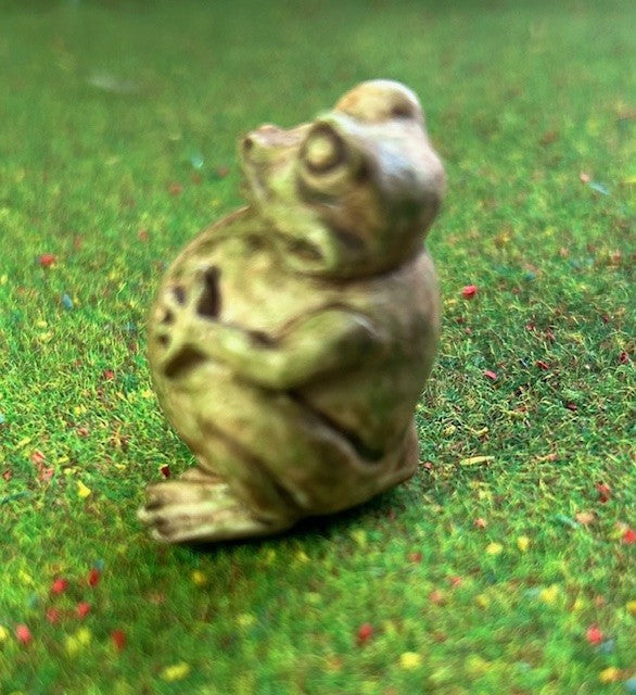 Frog / Toad Greenish Garden Ornament, Dolls House Miniature Accessory 1.12 Scale