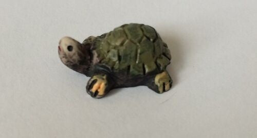 Adult Tortoise, Dolls House Miniature, Animals & Pets 1.12 Scale
